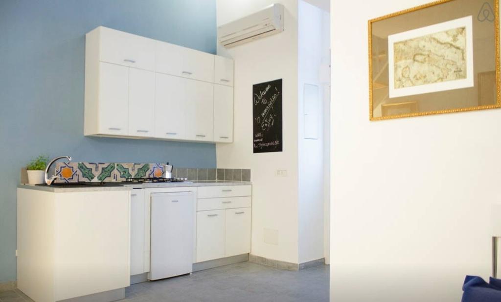 Flat Tribunali Νάπολη Δωμάτιο φωτογραφία