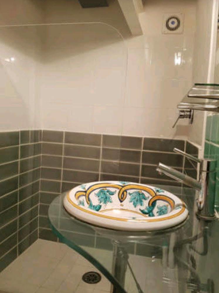 Flat Tribunali Νάπολη Εξωτερικό φωτογραφία